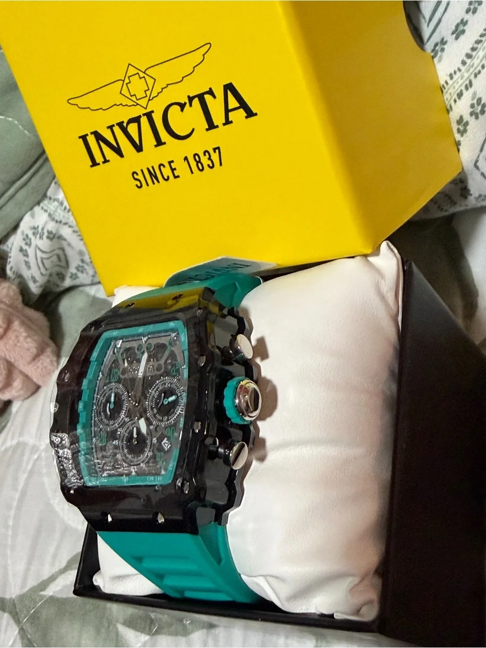 Invicta racing Turquoise Silicone Strap Black-Tone Chronograph